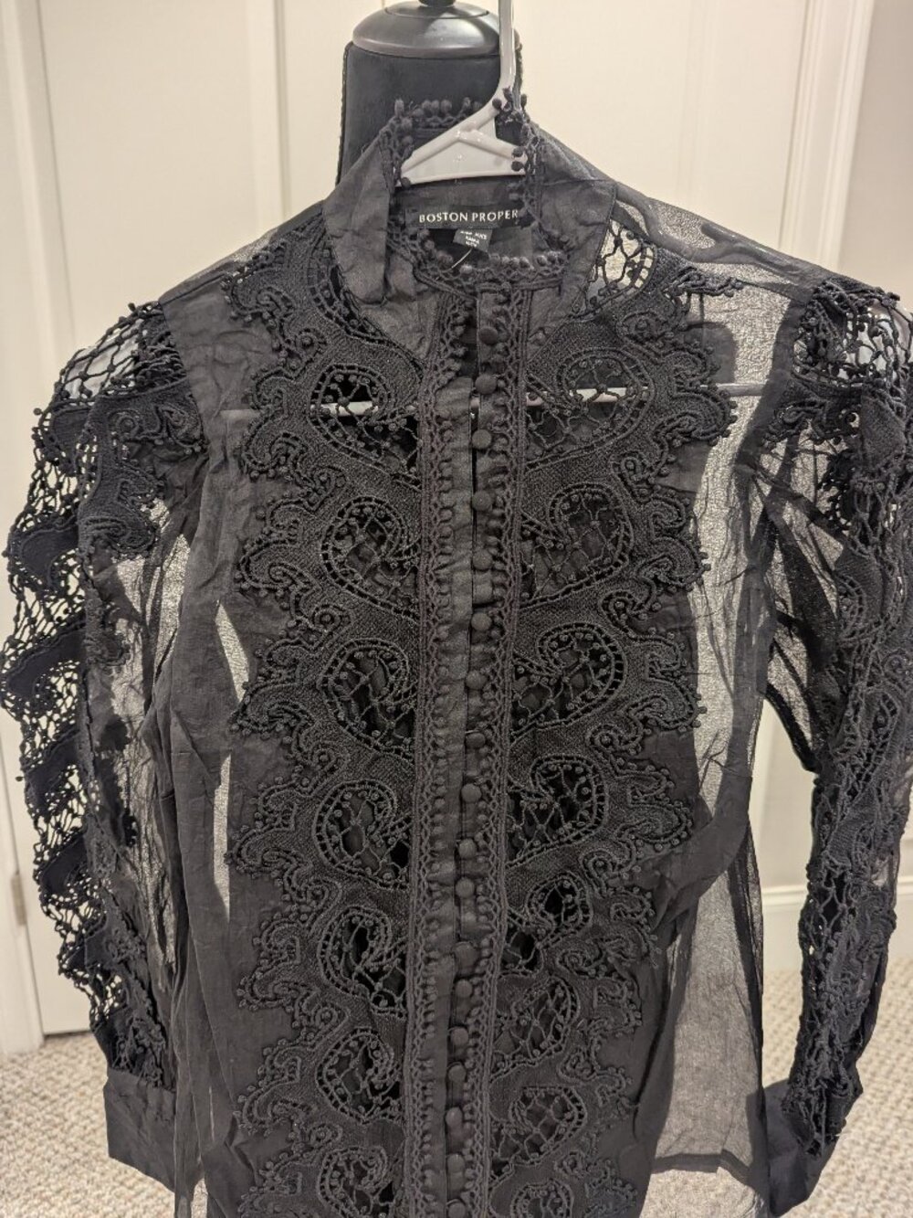 BOSTON PROPER Lace inset drama sleeve shirt Jet Black Sz XXS